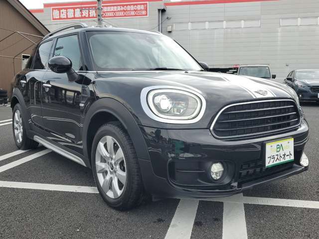 グレードはクーパークロスオーバー。