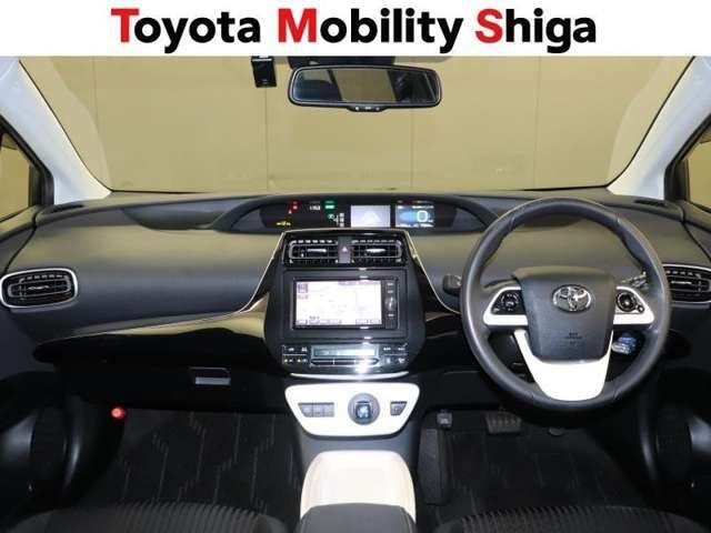中古車の総合評価や内外装の状態などがひと目でわかるよう、トヨタ車のプロの検査員が車両状態を検査した「車両検査証明書」をご用意しています。