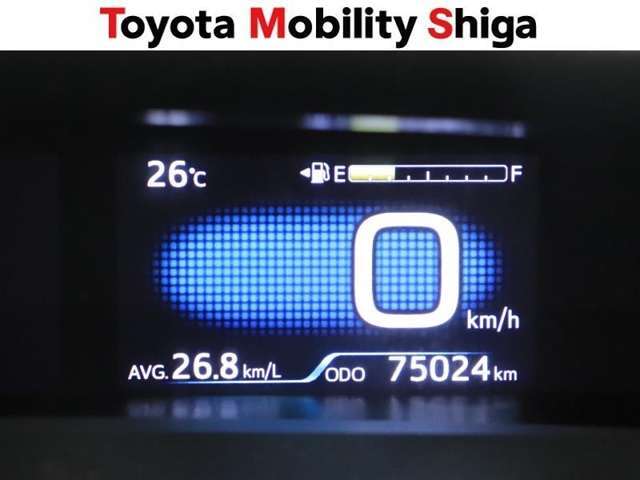 写真撮影時の走行距離です「中古車ハイブリッド保証」付き。ハイブリッド機構を無償で保証します。保証期間は、初度登録年月から10年目まで、または3年間の長い方。ただし累計走行距離が20万Km以内です。