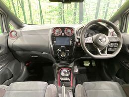 グループ総在庫数約30，000台！！全国の系列店からメーカー・車種問わずご紹介出来るので、あなたにピッタリのお車が見つかるはずです♪まずはお問い合わせ下さい☆