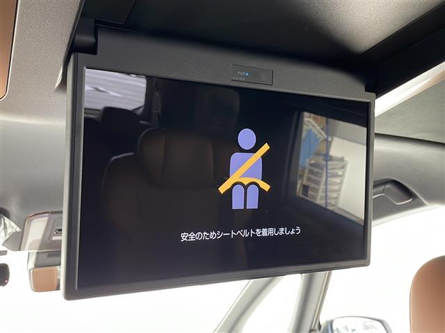 ◆【後部座席装備】シート背面ポケットや、ドリンクホルダー等、後席も充実した装備があります！！