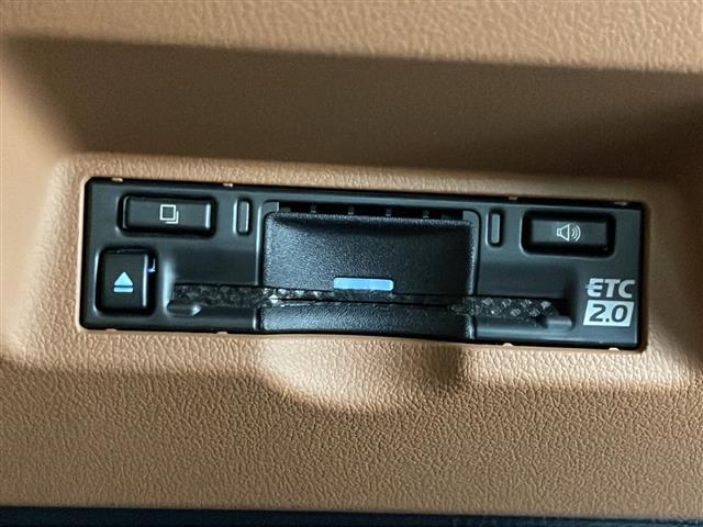 ◆【ETC】有料道路を利用する際に料金所で停止することなく通過できる、ETC車載器（ノンストップ自動料金収受システム機器）が装備されています。セットアップを行うことで利用可能になります。
