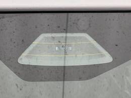 【スズキ　セーフティサポート】走行中に前方の車両等を認識し、衝突しそうな時は警報とブレーキで衝突回避と被害軽減をアシスト。より安全にドライブをお楽しみいただけます。
