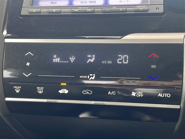 気になる車はすぐにお問い合わせください！画面右側の0066から始まる無料ダイヤルからお問い合わせ下さい！専門スタッフがお車のご質問にお答えいたします！