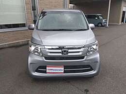 ☆禁煙車☆走行4千KM☆あんしんパッケージ☆純正SDナビ☆フルセグTV☆Bluetooth☆バックカメラ☆ビルトインETC☆スマートキー☆プッシュスタート☆社外アルミホイール☆