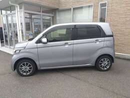 ☆禁煙車☆走行4千KM☆あんしんパッケージ☆純正SDナビ☆フルセグTV☆Bluetooth☆バックカメラ☆ビルトインETC☆スマートキー☆プッシュスタート☆社外アルミホイール☆