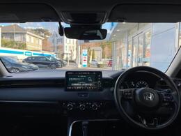 「この車の写真をもっと見たい」「状態が気になる」「この装備はついている？」どんな小さな疑問でもお気軽にお問い合わせください！