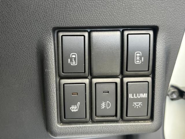 国産車から輸入車まで多様なお客様のニーズのお応えできるように、全国規模で豊富な在庫展開！車のことならWECARSへ！