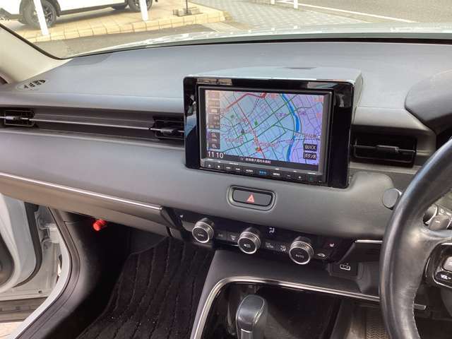 多機能ナビ搭載、エンタメ機能も充実！