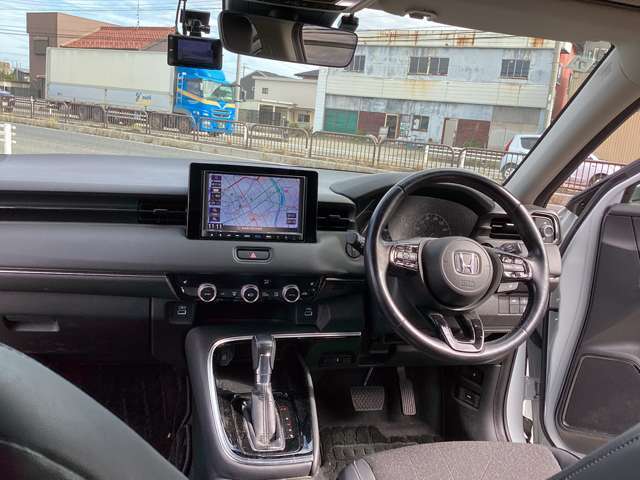 高精細モニターで見やすいナビ画面です