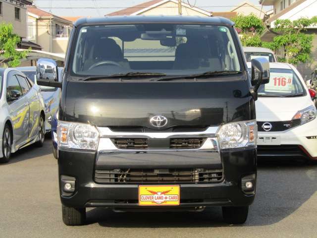 中古車販売における数多くの法令やルールを正しく理解しているのはもちろん、徹底したお客様目線での対応に関する教育研修を修了している為、お客様にとって安心・信頼のお店選びの目印になるものです。