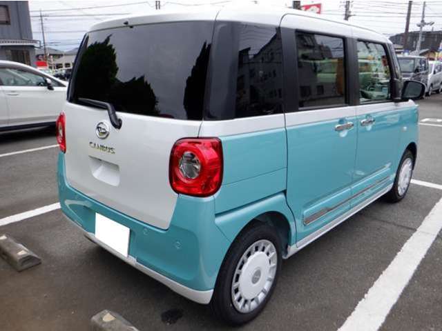 新車のご購入も是非当社にご相談ください。お客様のニーズに合う新車を各メーカーの中からご提案いたします。納車後の新車点検も当社にて実施させて頂きます。