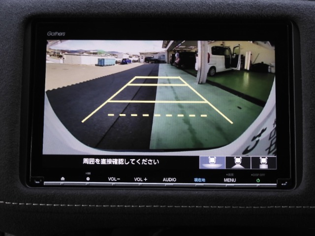 ◆バックカメラ◆リバースにするだけで映ります、後方の安全確認や、狭い駐車場での車庫入れ、雨の日や夜間など視界の悪い時に便利です！安全にバックする為には欠かせない装備です。