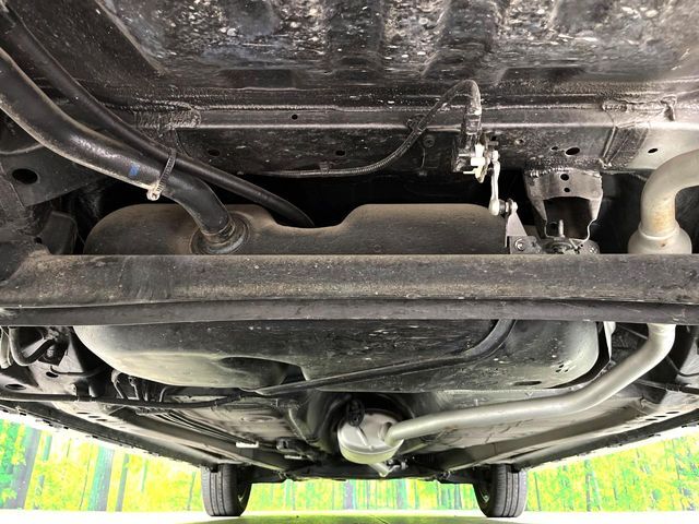 下回りがきれいなうちに、防錆加工の施工がオススメ。降雪地域はもちろん、沿岸部にお住いの方や、趣味でマリン・ウィンタースポーツをされる方にご好評いただいております。