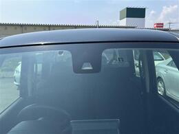 【衝突被害軽減ブレーキ】衝突軽減ブレーキ付き♪誤操作で万が一、前方の車に衝突しそうになった際に自動でブレーキが作動し衝突の被害を軽減します！