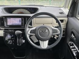 【ハンドル】軽い力で扱いやすいハンドルです。手元のスイッチでナビの操作も可能です！！