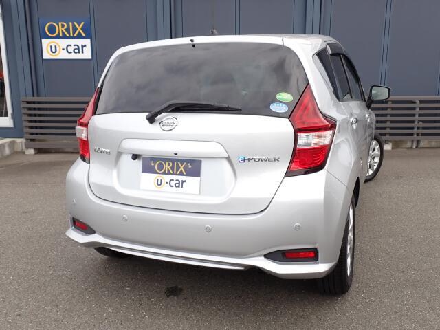 リヤビューの画像になります。オリックス認定中古車には、ご購入後も安心してお乗りいただくために、独自の「オリックス認定中古車保証」をお付けしています。