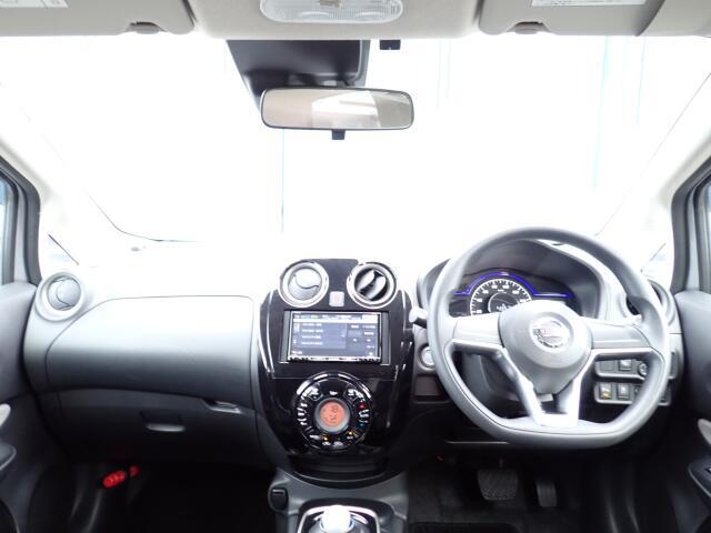インパネ画像になります。車内は専門業者にて室内クリーニング施工済みなので、大変清潔です。