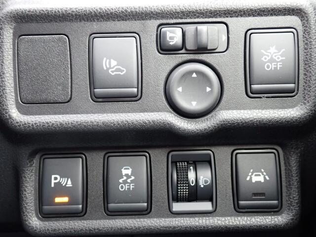 横滑防止機能、衝突回避軽減ブレーキ付きで、より安全にドライブをお楽しみいただけます♪