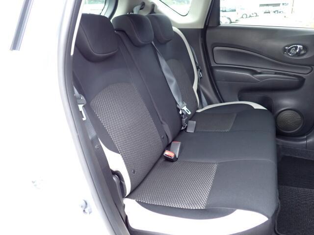 リヤシートになります。ぜひご来店頂き、状態をご確認ください。