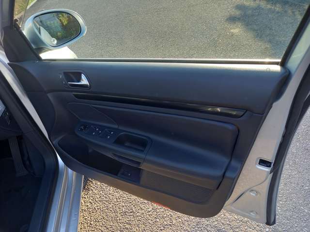 車検・整備・鈑金・塗装も承っておりますので、なんでもご相談ください！