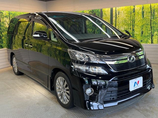 大好評のボディコーティング「弾スプラッシュコート」もご納車までに施工可能。通常のガラスコートと異なる、耐久年数6年の無機質ガラスコーティングが、ボディをキレイな状態に保ってくれます。