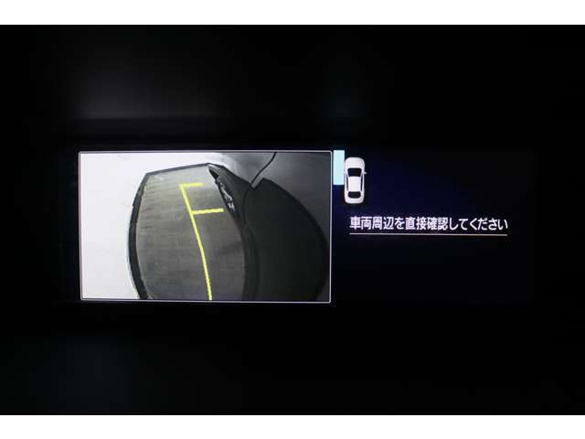 【左サイドカメラ】運転席から見えにくい左サイドの死角をモニターに映して安全運転をサポートします！