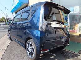 外装も特に目立つ大きな傷やヘコみ等も無くキレイな状態です