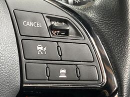 【レーダークルーズコントロール】高速道路での長距離走行が楽に！！自動で速度を保つクルーズコントロールが、衝突軽減システムと連携し、前方の車両を感知して車間を保つように速度調節してくれます！！