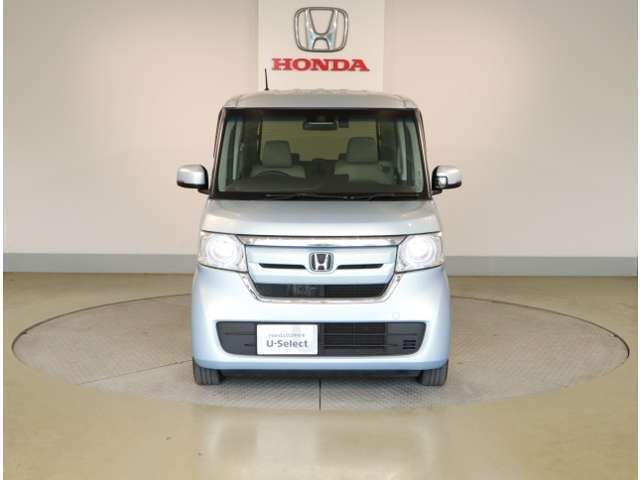「自動車保険」と「あんしん特典」がひとつになったHondaのお店ならではの保険プランです。お客様のカーライフにより一層の安心をプラスします。