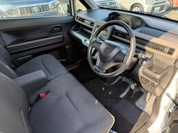 ワイドな視界を確保して、運転しやすいインパネデザインです。各種操作類は適切な位置にあり疲労を軽減します【国道152号線（飛龍街道）沿い】　営業時間10時?18時30分　【　定休日　火曜日　第3水曜日】