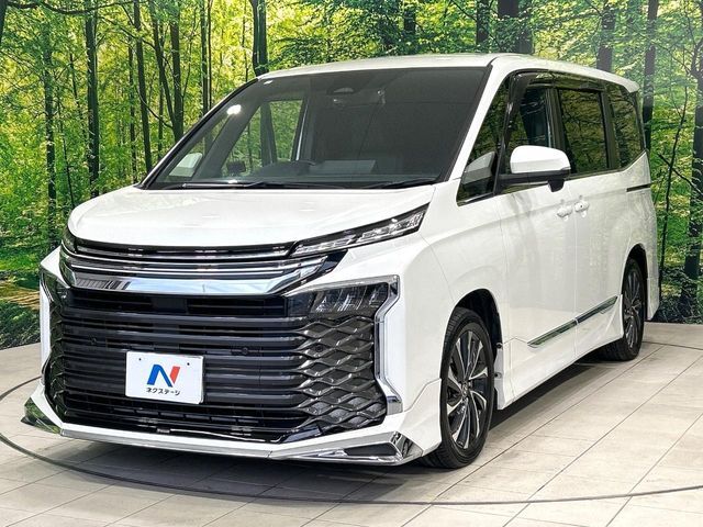 高透明度のガラス皮膜で撥水はもちろん、上質なツヤ・光沢を実現。紫外線や酸性雨から大切な愛車を保護し、色あせ・劣化を防止。「弾スプラッシュコート」、「弾プリミッサコート」からお選びいただけます。