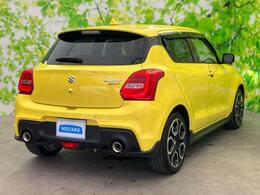 全国に店舗を展開しているのでどこでもお取り寄せが可能です！この車が気になるけど遠方だから・・・と諦める必要はありません！※別途陸送費が必要です。