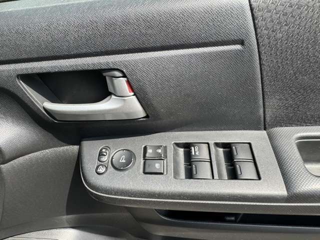クルマ販売はもちろん、車検・整備、板金・塗装 まで、お客様のトータルカーライフをサポートいたします！まずはお気軽にフリーダイヤル【0078-6002-156211】までお問い合わせください。