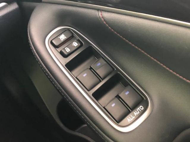 国産車から輸入車まで多様なお客様のニーズのお応えできるように、全国規模で豊富な在庫展開！車のことならWECARSへ！