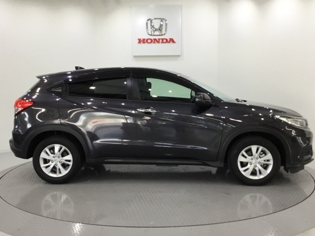 半年に1度の定期点検と、オイル交換を実施するHondaの定期点検パックもございます。ホンダディーラーならではのお得なパックを是非ご利用下さいませ。詳しくはスタッフまでお尋ねく下さいませ！