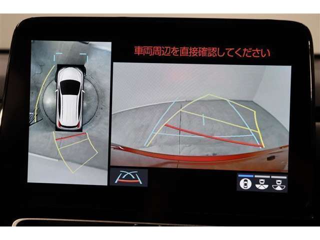 車両を上から見たような映像表示するパノラミックビューモニター付き！