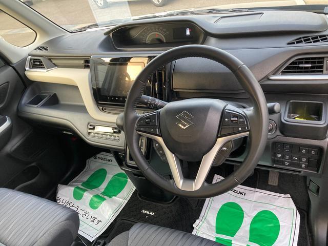 インパネ回りです。インパネシフト採用で足元空間が広々しています。広々とした空間は運転の疲れを軽減します♪