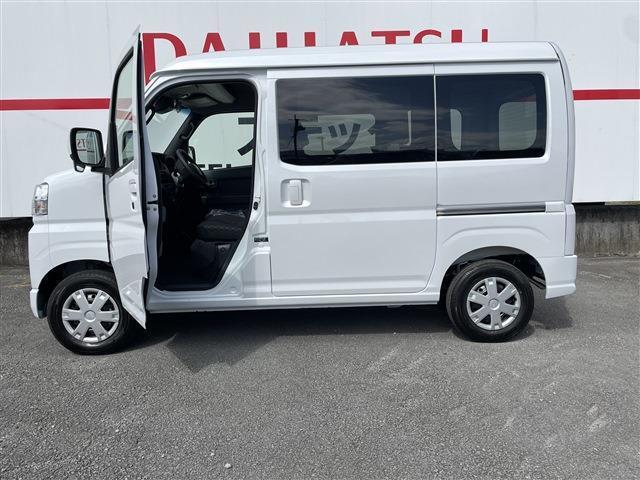 通勤・通学からお買い物のためのセカンドカーまで、使い勝手の良い1台です☆