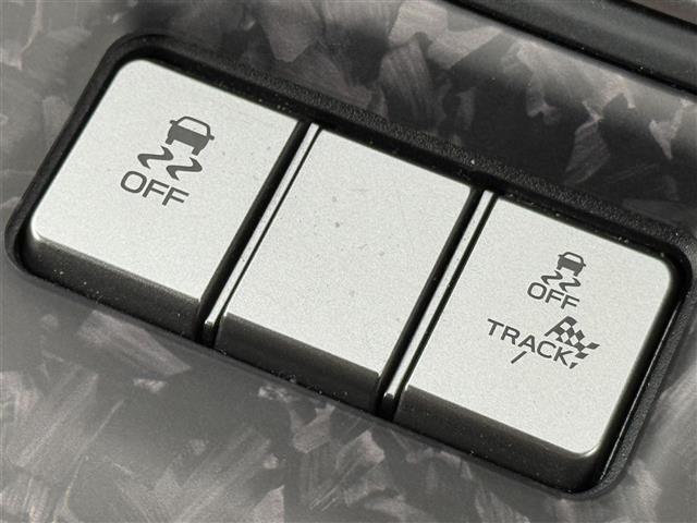 ◆【付属品】このクルマ限定で使える装備品が付いています！使い方などはぜひ実際に店舗にお越しいただき、専門スタッフにお尋ねください！