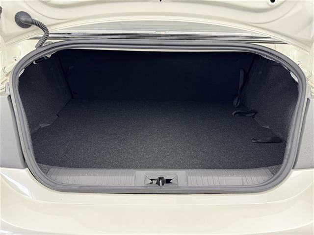 ◆【トランク】積み込みやすくて、たっぷり積める荷室です。シートアレンジできるものは、乗車人数と荷物の量や大きさによってシートを動かすことができるので、より快適なドライブが可能です！