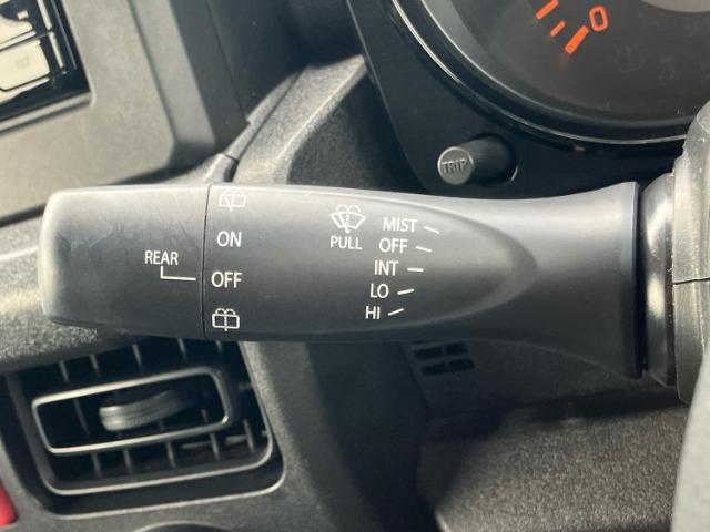 こちらのお車はいかがでしょうか？少しでも気になっていただけましたら是非お問い合わせください！さらにお車の詳細をお送りいたします！