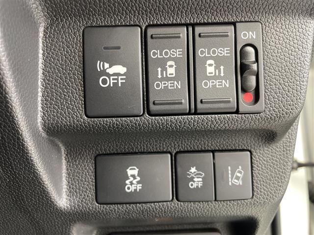 【運転席操作部】快適なドライブを楽しむための機能が装備されています！運転席から触れるので、使いやすいです！除菌プランいれていただくと、さらに清潔で安心していただけます！