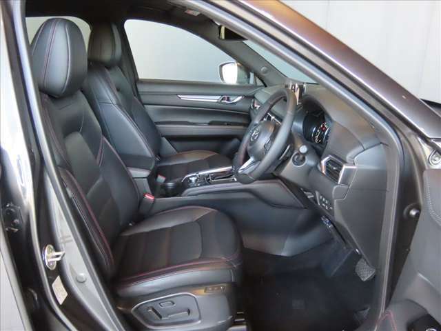 当社は全国登録＆納車が可能です！兵庫県以外の方もい気軽にお問合せください！※県外登録費用が別途かかります。金額に関しては当店スタッフへお問合せください。