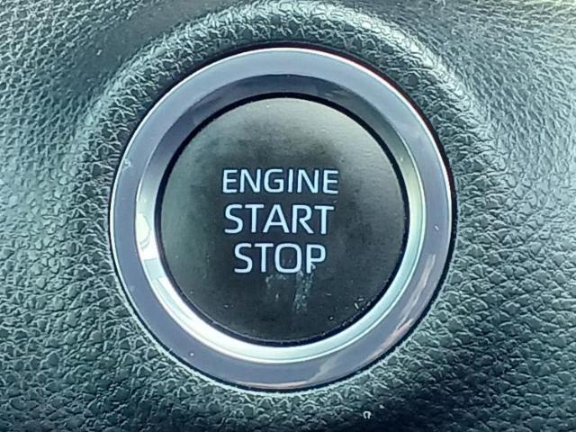国産車から輸入車まで多様なお客様のニーズのお応えできるように、全国規模で豊富な在庫展開！車のことならWECARSへ！