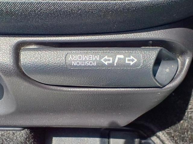 こちらのお車はいかがでしょうか？少しでも気になっていただけましたら是非お問い合わせください！さらにお車の詳細をお送りいたします！