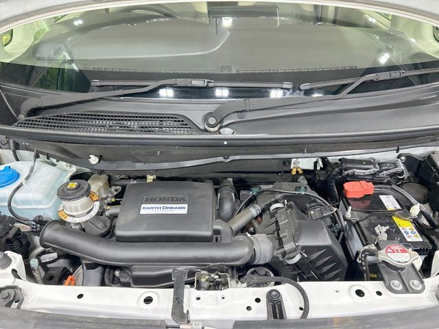 親切・丁寧な専門メカニックスタッフが応対！・車検・点検整備・事故等の修理などアフターサービスも安心。お車のカスタマイズもネクステージのサービススタッフまでご相談ください！