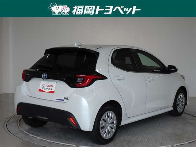色は人気のプラチナホワイトパールマイカです。