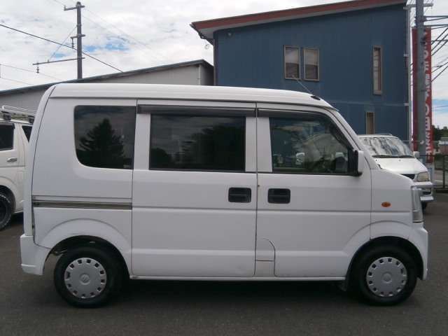 軽・小型車専門店：西村モータースは国内外全メーカーの新車、中古車問わず取り扱い！　運輸局指定民間車検場　修理・点検・車検整備にも自信があります。