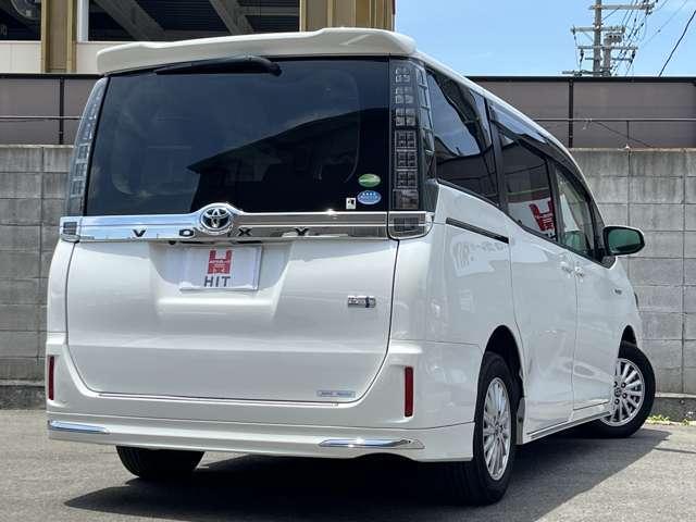 初めてお車をご購入される方も安心して下さい！！必要な書類から任意保険の相談も丁寧にご説明させて頂きます★お問い合わせは072-248-4810まで！！